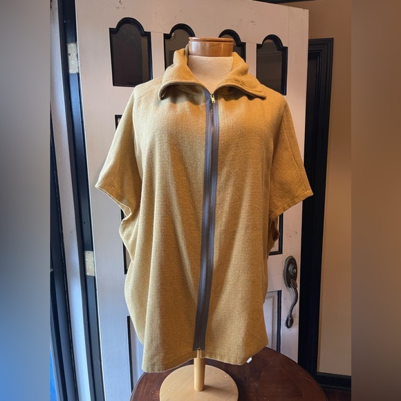 Lost Petal Linens zip up short sleeve top. For women. Mustard color. One size - Picture 2 of 10